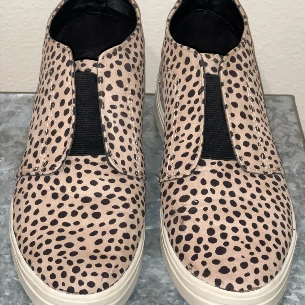 DV by Dolce Vita Animal Print Laceless Slip On Shoes, Size 8